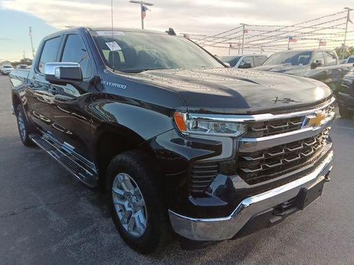 Dark Ash Metallic 2023 Chevrolet Silverado 1500 LT
