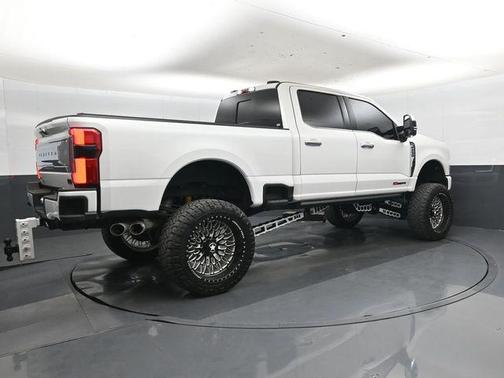 Star White Metallic Tri-Coat 2024 Ford F-250 Limited