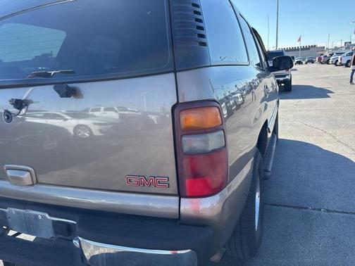 2003 GMC Yukon SLT