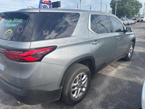 2023 Chevrolet Traverse LS