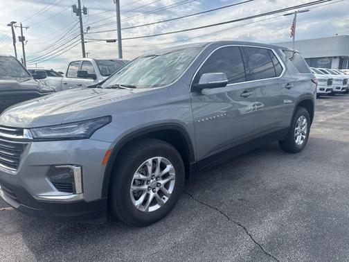 2023 Chevrolet Traverse LS