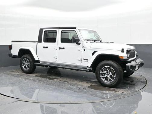 Bright White Clearcoat 2024 Jeep Gladiator Sport S