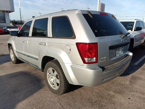 Bright Silver Metallic Clearcoat 2008 Jeep Grand Cherokee Laredo