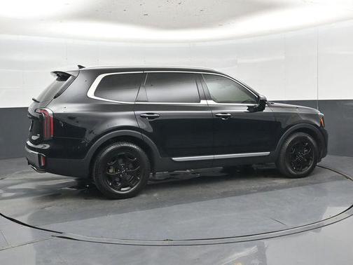 Ebony Black 2023 Kia Telluride SX Prestige