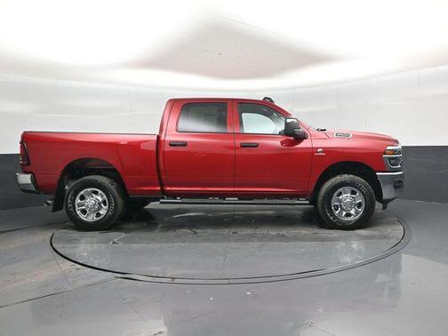 Molten Red Pearlcoat 2026 RAM 2500 Tradesman Crew Cab 4x4 6'4' Box