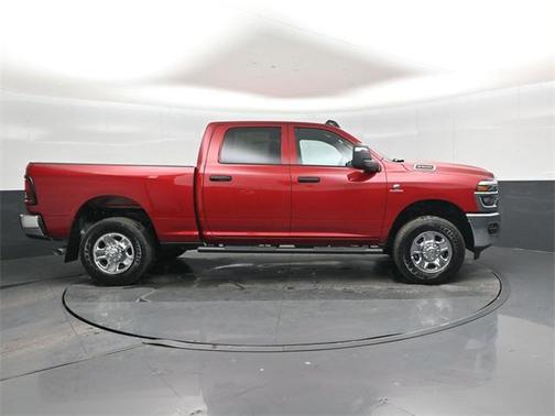 2026 RAM 2500 Tradesman Crew Cab 4x4 6'4' Box