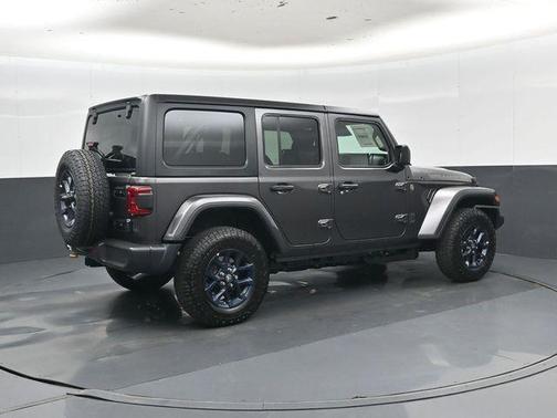 Granite Crystal Metallic Clearcoat 2026 Jeep Wrangler 85th Anniversary