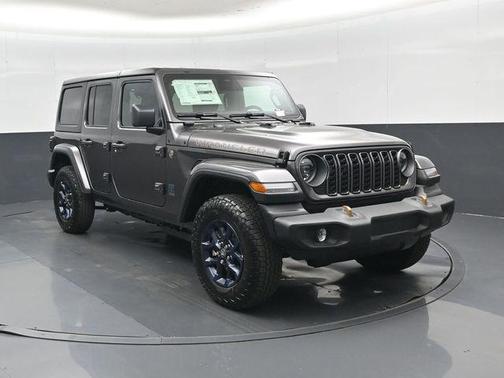 Granite Crystal Metallic Clearcoat 2026 Jeep Wrangler 85th Anniversary
