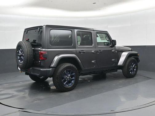Granite Crystal Metallic Clearcoat 2026 Jeep Wrangler 85th Anniversary