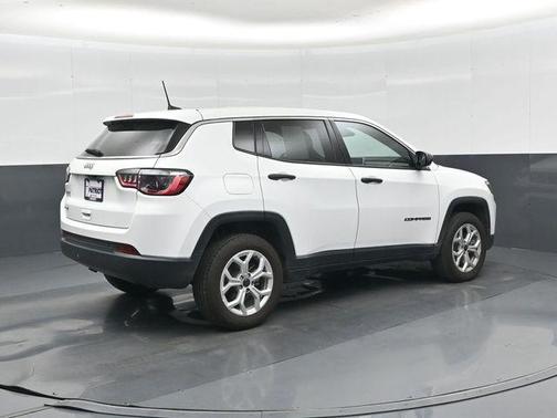 Bright White Clearcoat 2025 Jeep Compass Sport