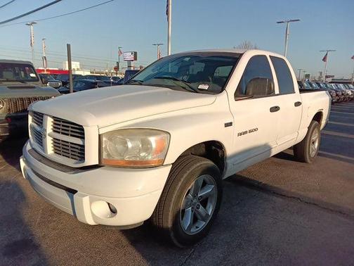 Bright White Clearcoat 2006 Dodge Ram 1500 SLT Quad Cab