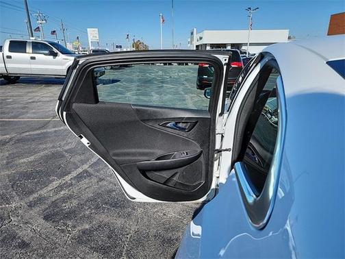 2021 Chevrolet Malibu FWD LT