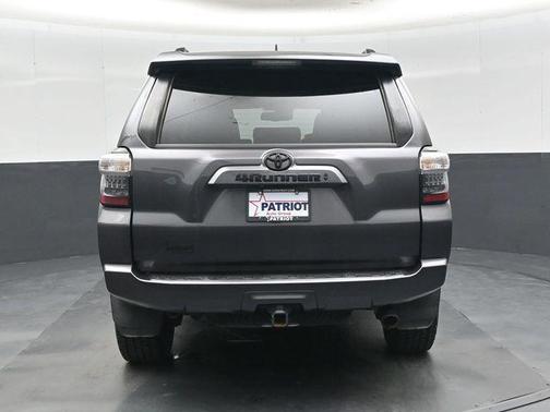 Magnetic Gray Metallic 2022 Toyota 4Runner SR5 Premium