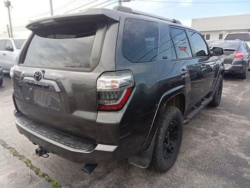 Magnetic Gray Metallic 2022 Toyota 4Runner SR5 Premium