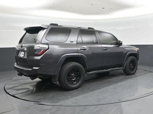 Magnetic Gray Metallic 2022 Toyota 4Runner SR5 Premium