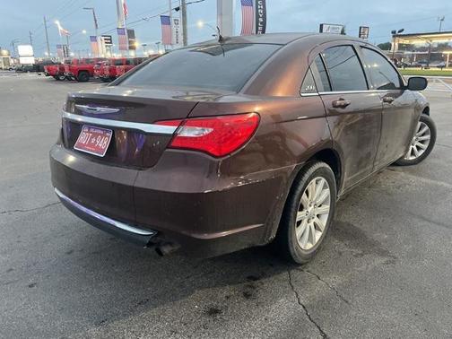 2013 Chrysler 200 Touring