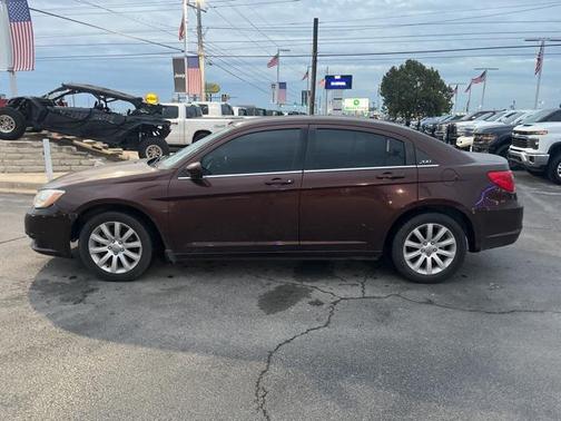 2013 Chrysler 200 Touring