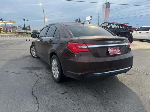 2013 Chrysler 200 Touring