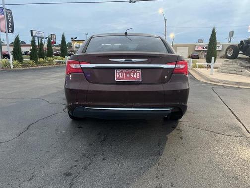 2013 Chrysler 200 Touring