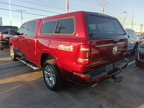 Delmonico Red Pearlcoat 2022 RAM 1500 Laramie