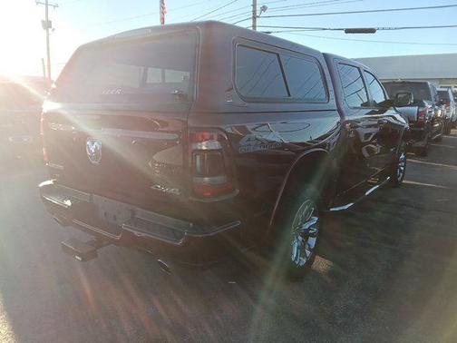 Delmonico Red Pearlcoat 2022 RAM 1500 Laramie
