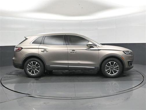 2020 Lincoln Nautilus Standard
