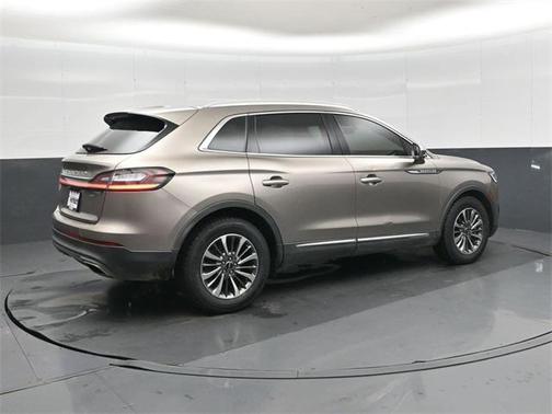 2020 Lincoln Nautilus Standard