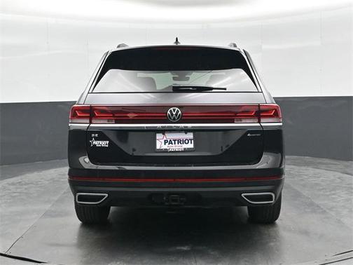 2026 Volkswagen Atlas 2.0T SE w/Technology 4MOTION