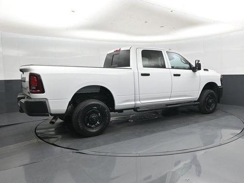 Bright White Clearcoat 2025 RAM 2500 Tradesman Crew Cab 4x4 6'4' Box