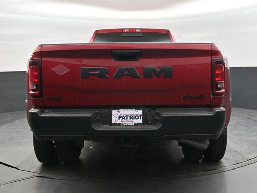 Molten Red Pearlcoat 2026 RAM 3500 Tradesman Crew Cab 4x4 8' Box