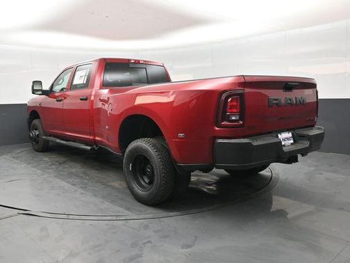 Molten Red Pearlcoat 2026 RAM 3500 Tradesman Crew Cab 4x4 8' Box