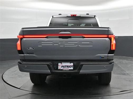 2024 Ford F-150 Lightning LARIAT