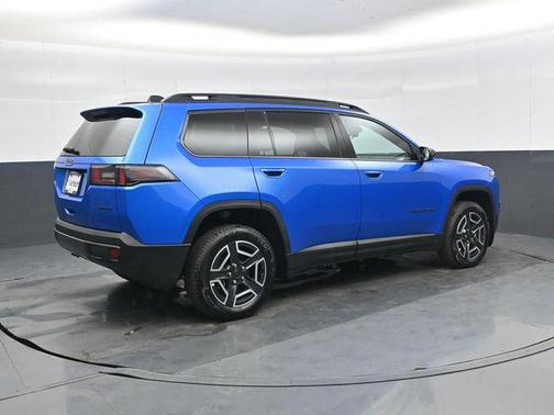 Hydro Blue Pearlcoat 2026 Jeep Cherokee Limited