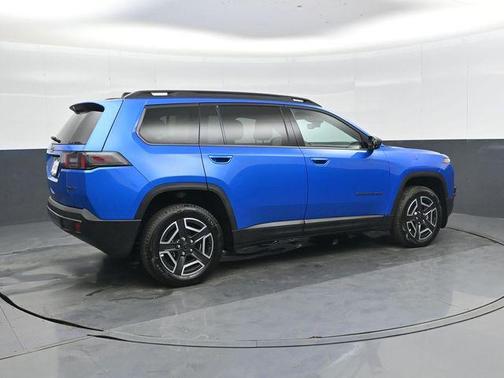 Hydro Blue Pearlcoat 2026 Jeep Cherokee Limited