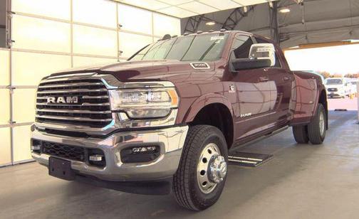 Delmonico Red Pearlcoat 2024 RAM 3500 Longhorn
