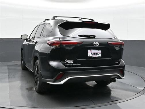 2024 Toyota Highlander XSE