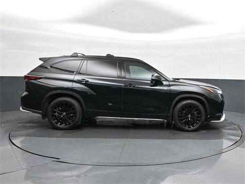2024 Toyota Highlander XSE
