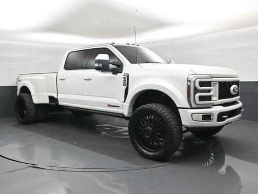 Star White Metallic Tri-Coat 2024 Ford F-450 Limited