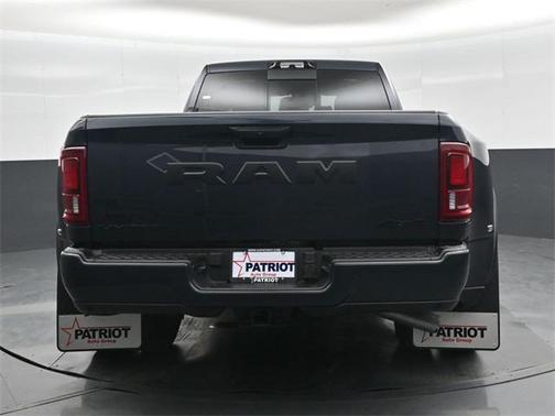 2026 RAM 3500 Limited Mega Cab 4x4 6'4' Box