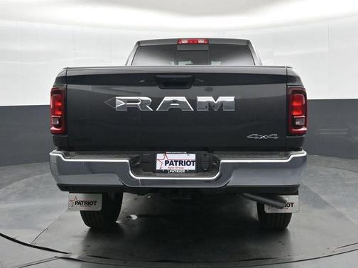 Granite Crystal Metallic Clearcoat 2026 RAM 2500 Tradesman