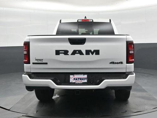 Bright White Clearcoat 2026 RAM 1500 Big Horn/Lone Star