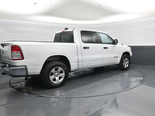 Bright White Clearcoat 2023 RAM 1500 Big Horn/Lone Star