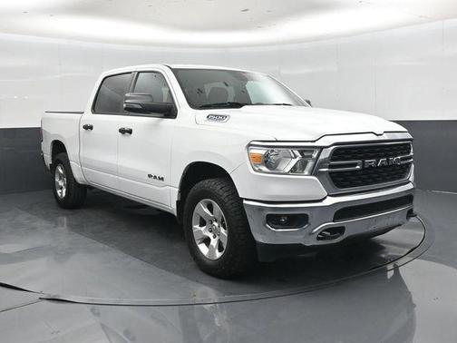 Bright White Clearcoat 2023 RAM 1500 Big Horn/Lone Star