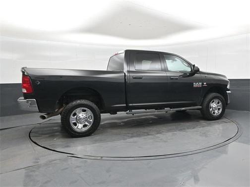 2018 RAM 2500 Tradesman Crew Cab 4x4 6'4' Box