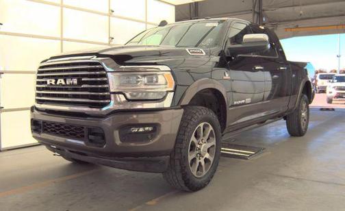 Diamond Black Crystal Pearlcoat 2022 RAM 2500 Longhorn