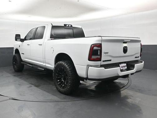 Bright White Clearcoat 2024 RAM 2500 Laramie Crew Cab 4x4 6'4' Box
