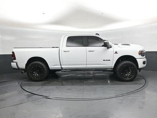 Bright White Clearcoat 2024 RAM 2500 Laramie Crew Cab 4x4 6'4' Box