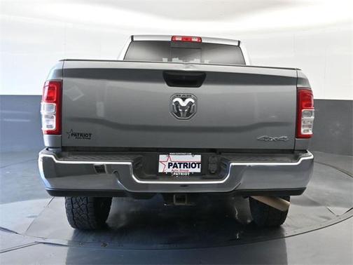 2021 RAM 2500 Tradesman Crew Cab 4x4 6'4' Box