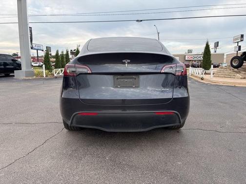 2024 Tesla Model Y Long Range Dual Motor All-Wheel Drive