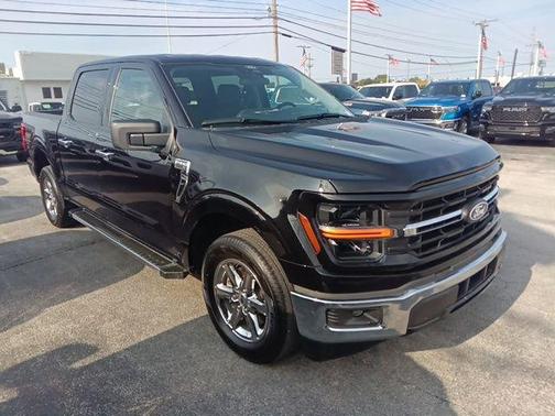 Black Metallic 2025 Ford F-150 XLT